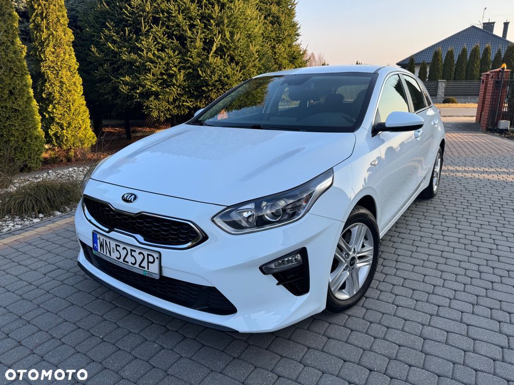 Kia Ceed 1.6 CRDi mHEV M - 8