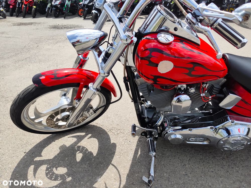 Harley-Davidson Softail Custom - 15