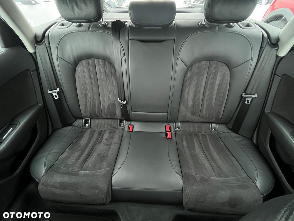 Audi A6 Avant 2.0 TDI Ultra S tronic - 18