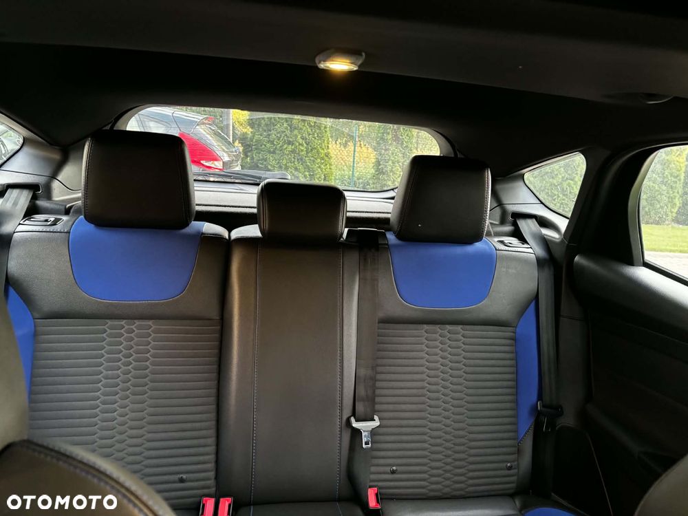 Ford Focus - 23