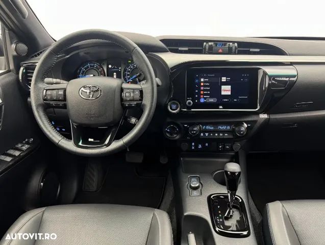 Toyota Hilux 4x4 Double Cab Autm. Invincible - 3