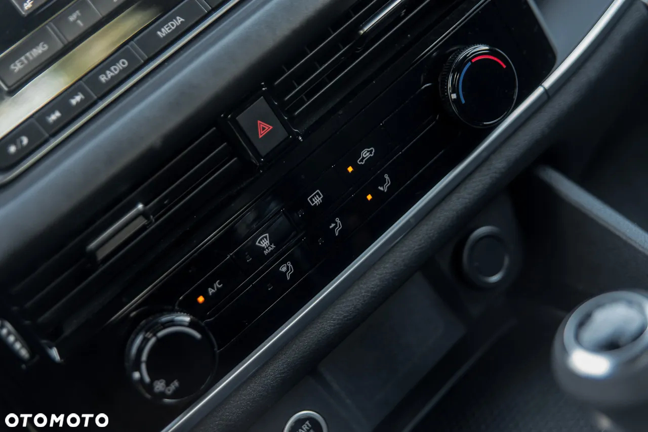 Nissan Qashqai - 27