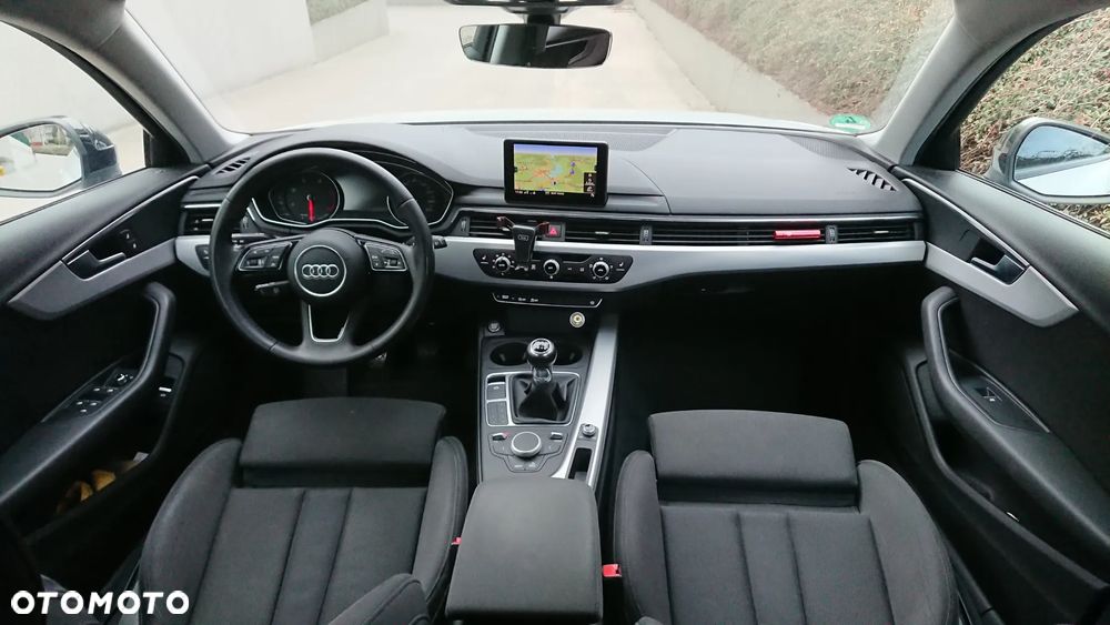 Audi A4 Avant 2.0 TDI DPF clean diesel quattro S line Sportpaket - 24