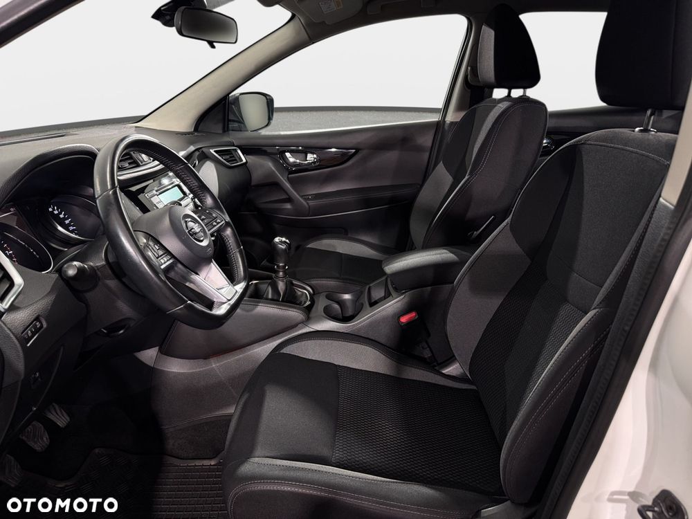 Nissan Qashqai - 22