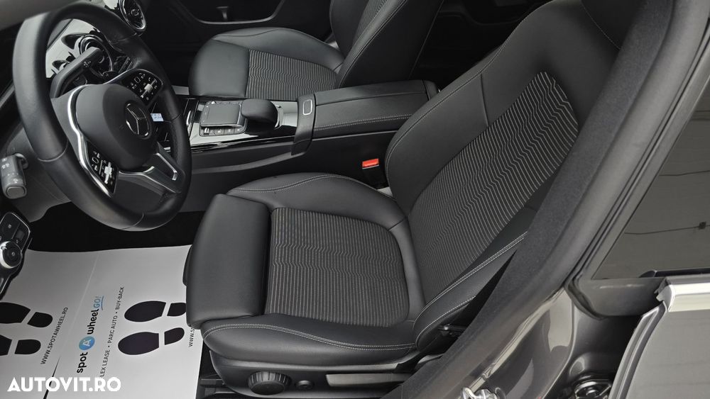 Mercedes-Benz CLA - 12