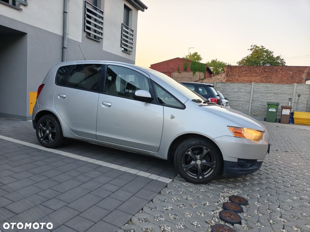 Mitsubishi Colt 1.3 Invite Edition Gold - 10