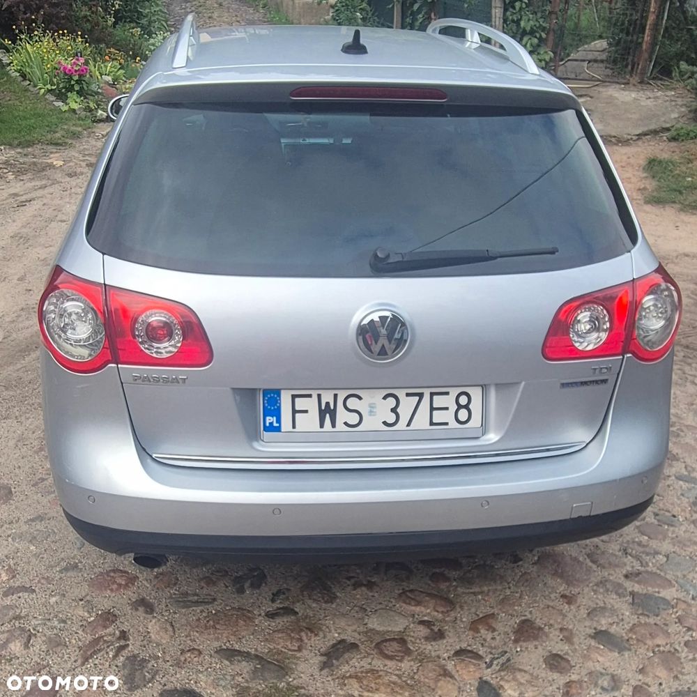 Volkswagen Passat 2010 photo 3