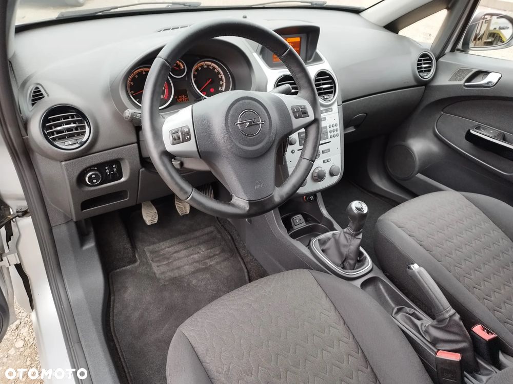 Opel Corsa - 12