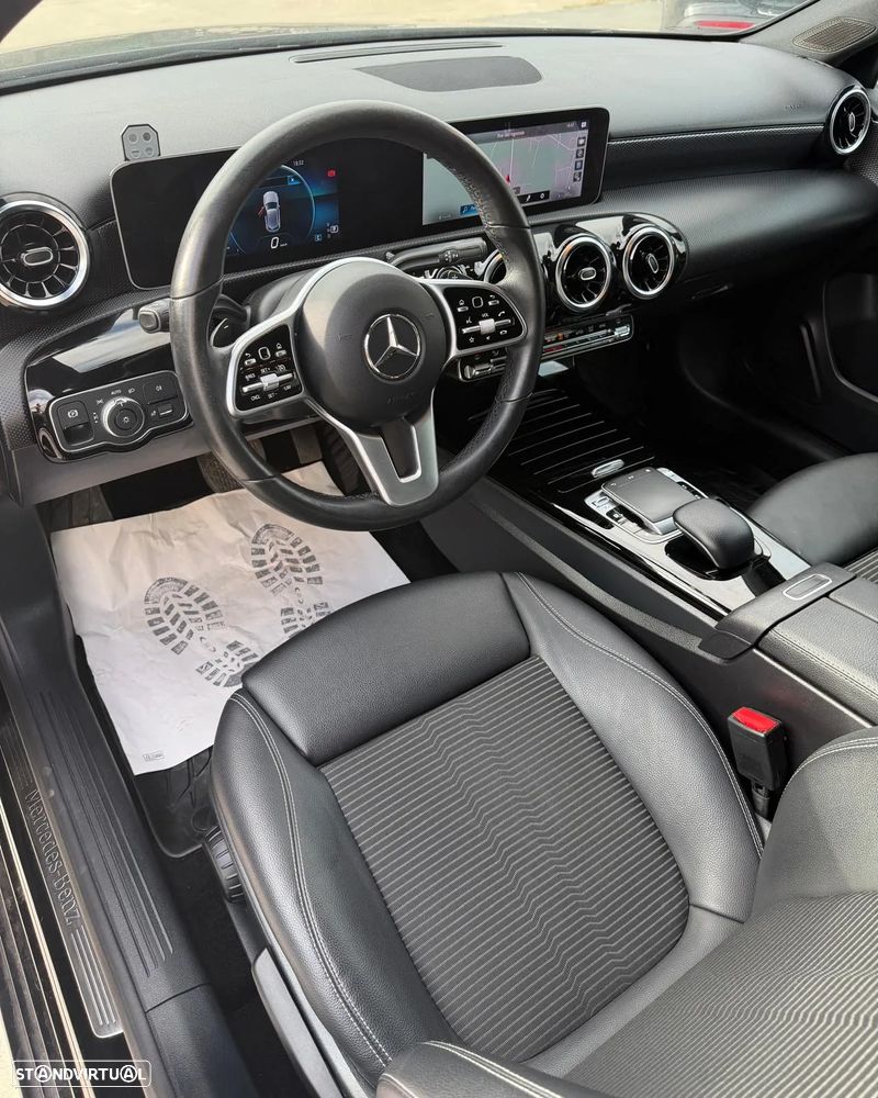 Mercedes-Benz A 180 d 7G-DCT AMG Line - 10