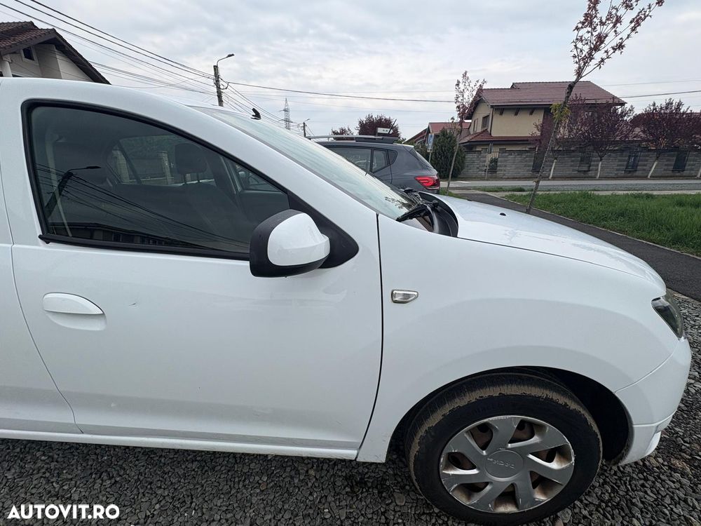 Dacia Logan 1.6 MPI Laureate - 10