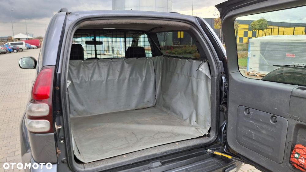 Toyota Land Cruiser - 8