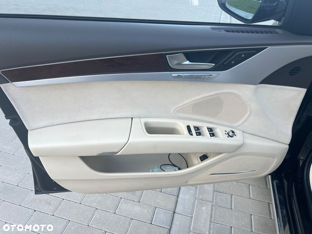 Audi A8 4.2 TDI DPF quattro tiptronic - 14