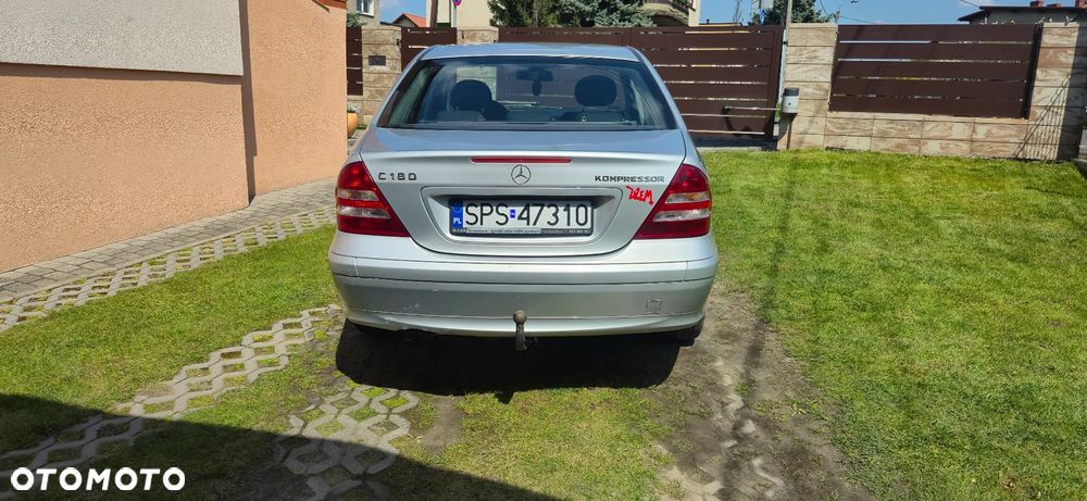 Mercedes-Benz Klasa C 180 Kompressor Sport Edition - 5