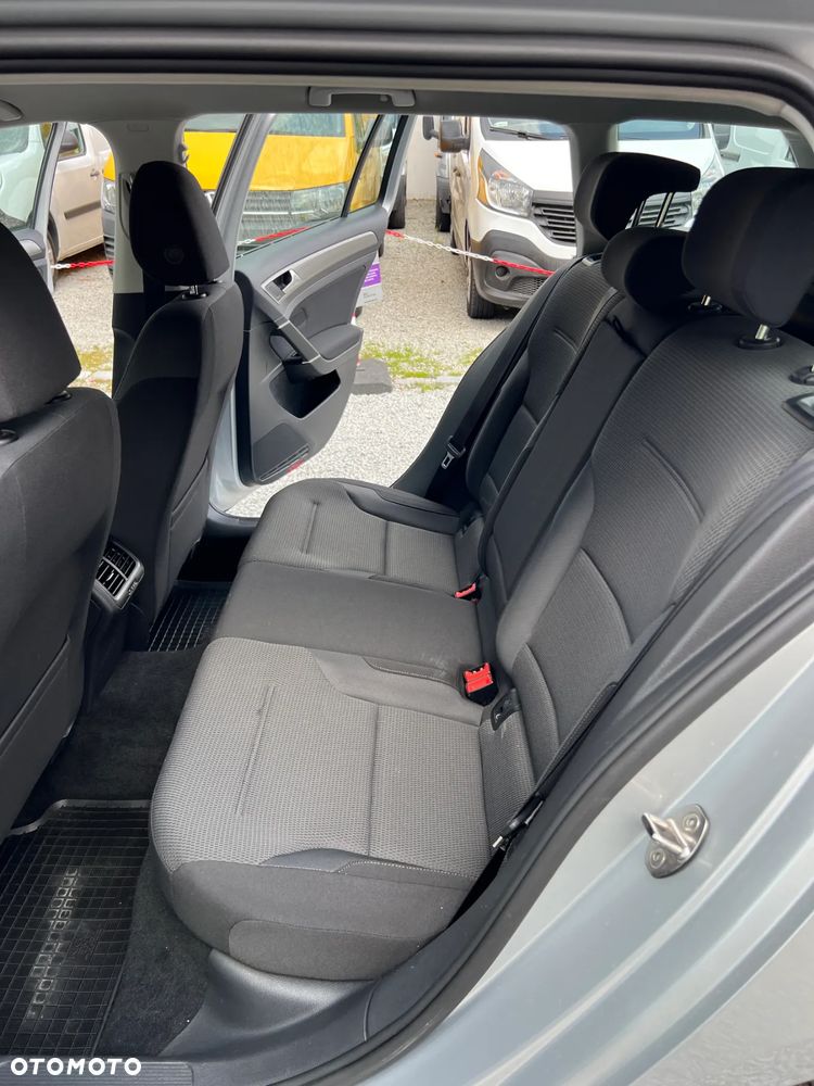 Volkswagen Golf Variant ver-vii-1-6-tdi-bmt-comfortline - 27