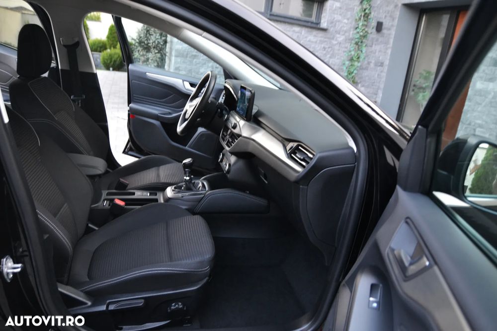 Ford Focus 1.0 EcoBoost MHEV Titanium X - 13