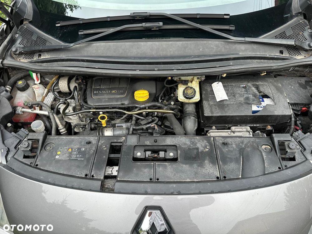 Renault Grand Scenic - 16