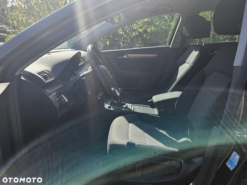 Volkswagen Passat 1.4 TSI BMT Highline - 22