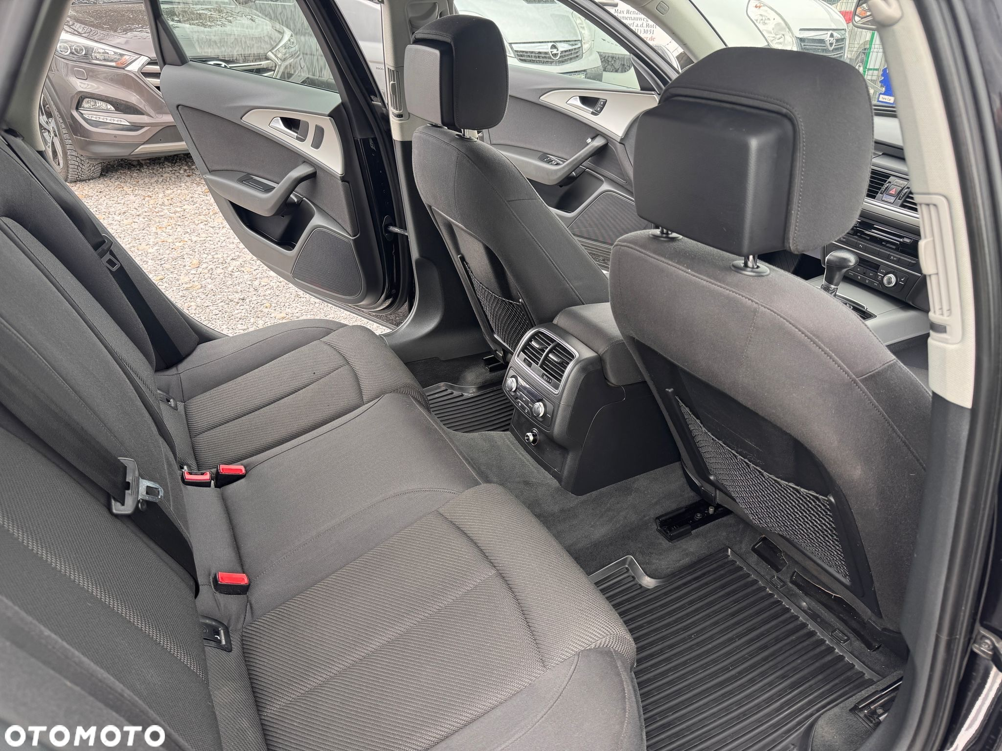 Audi A6 Avant 2.0 TDI Ultra S tronic - 10