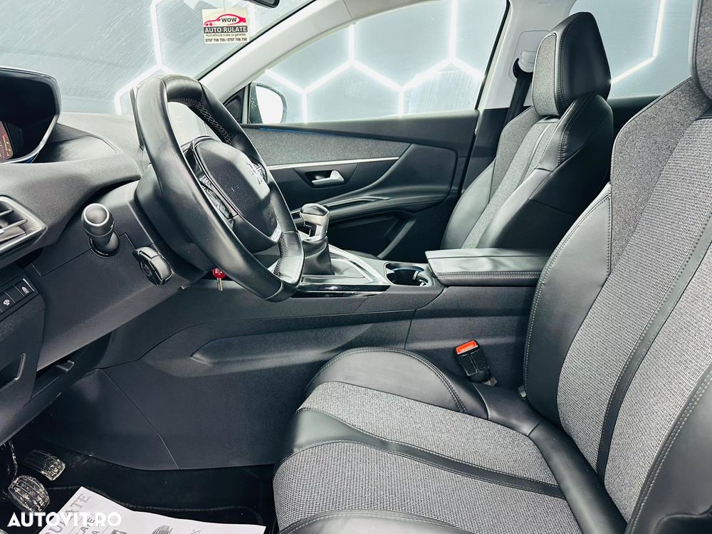 Peugeot 3008 PureTech 130 Stop & Start GPF Allure - 12