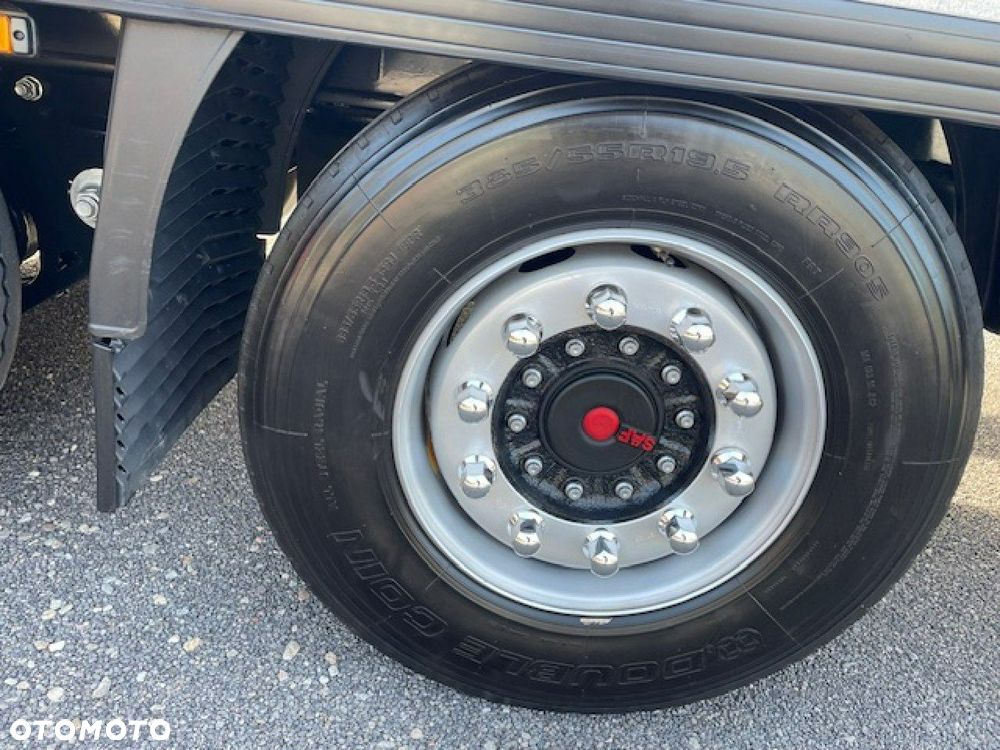 Krone Mega firana, Oś podnoszona - 8