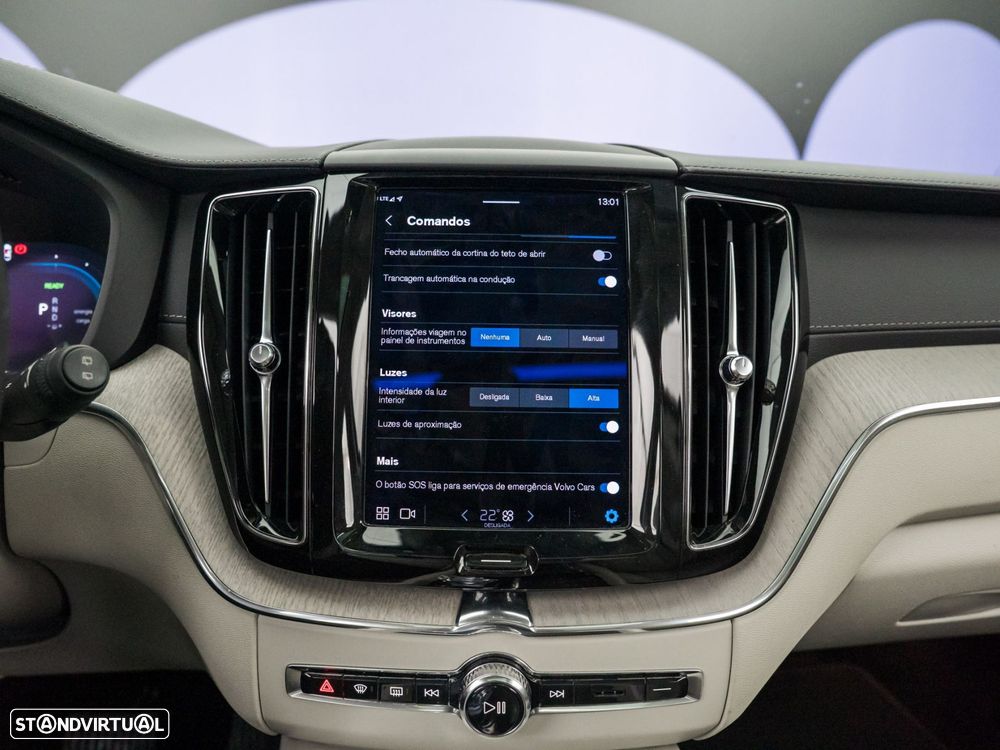 Volvo XC 60 2.0 T6 PHEV Inscription AWD - 37