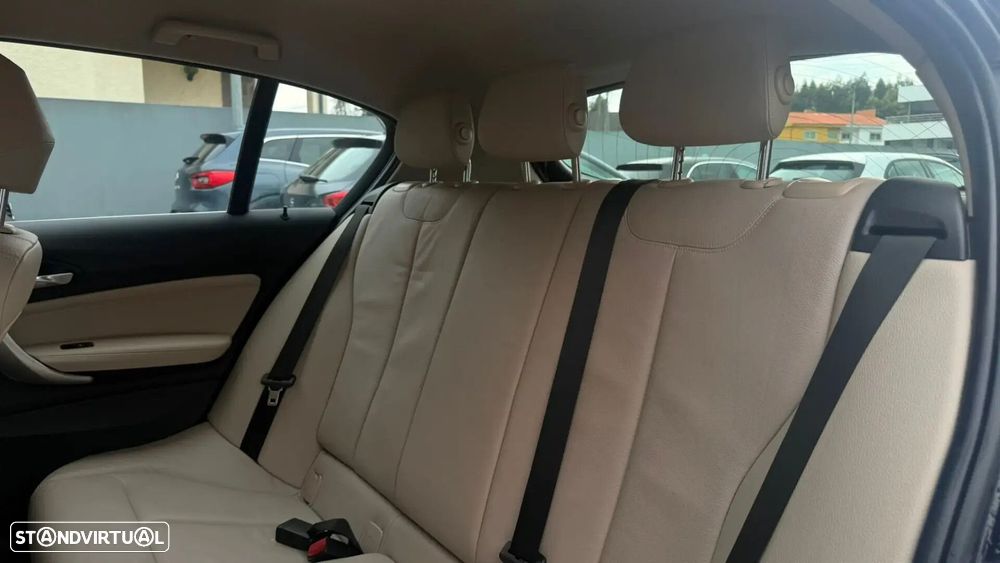 BMW 116 d Aut. Advantage - 15