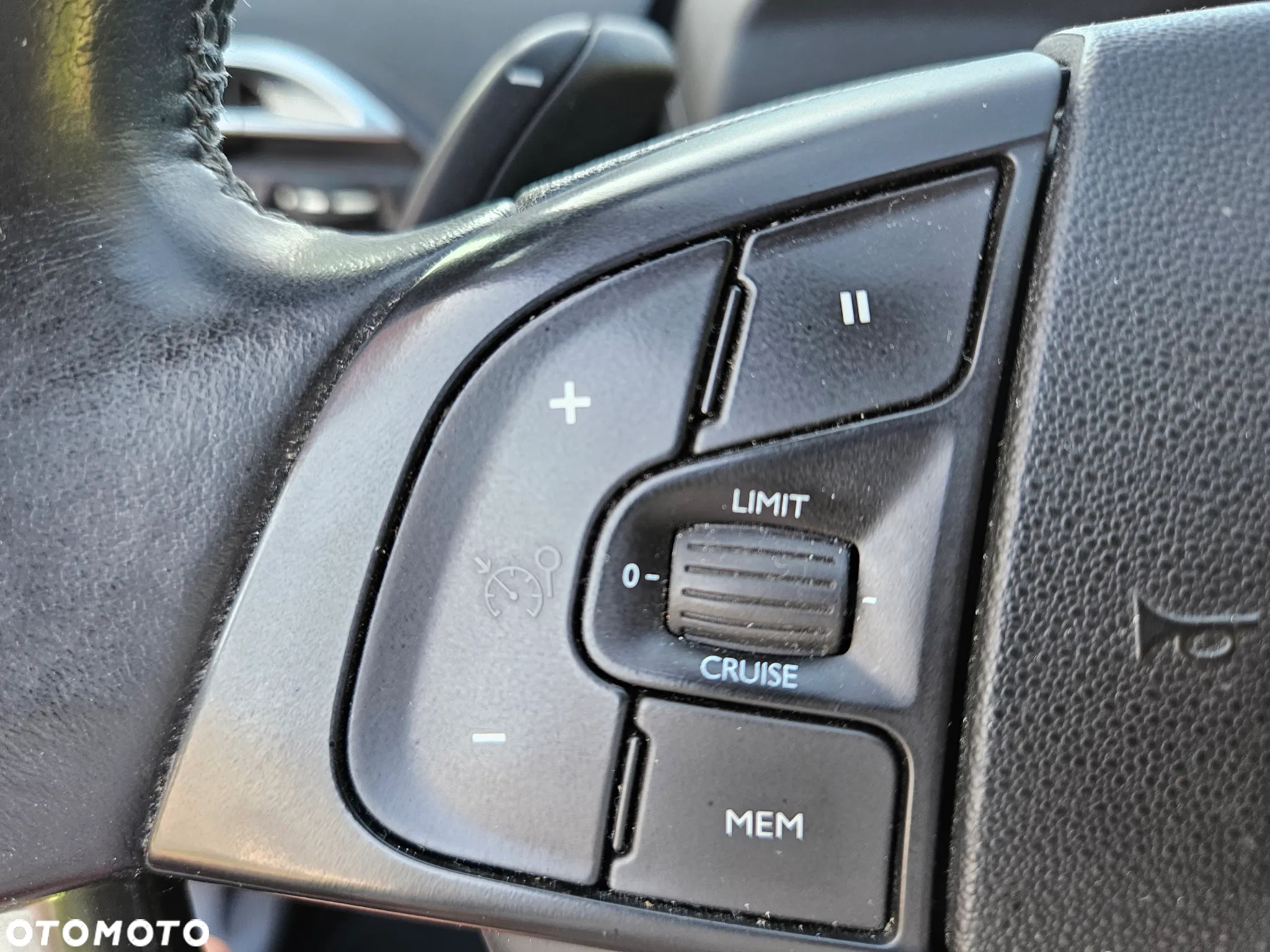 Citroën C4 Picasso e-HDi 115 ETG6 Selection - 11