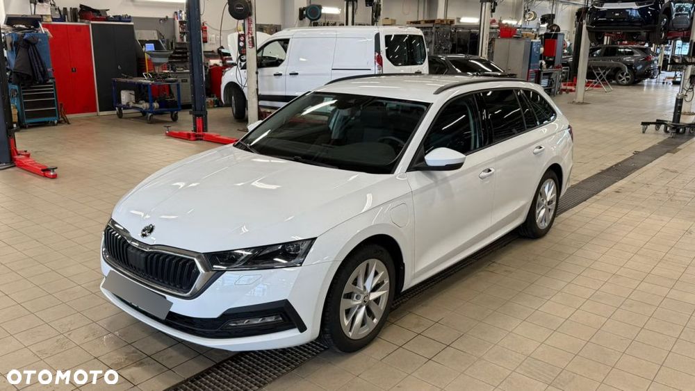 Skoda Octavia 1.4 TSI DSG Ambition - 5
