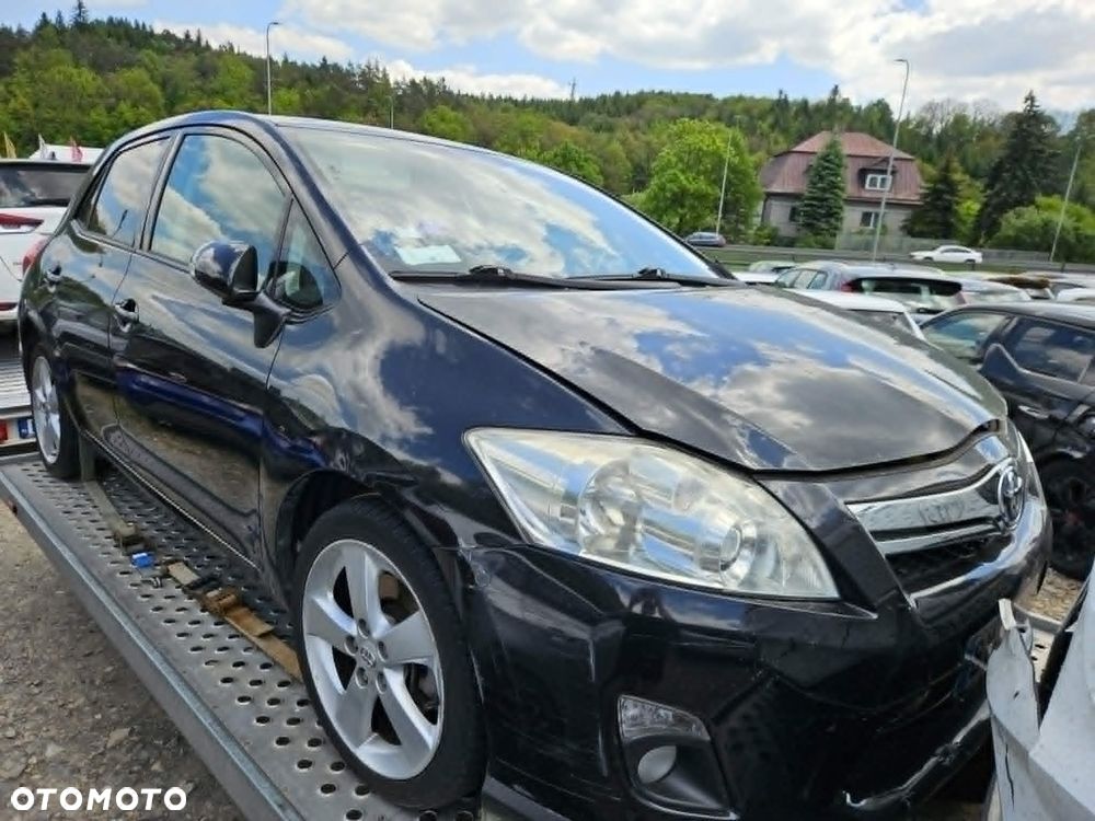 Toyota Auris 1.8 HSD Luna - 2