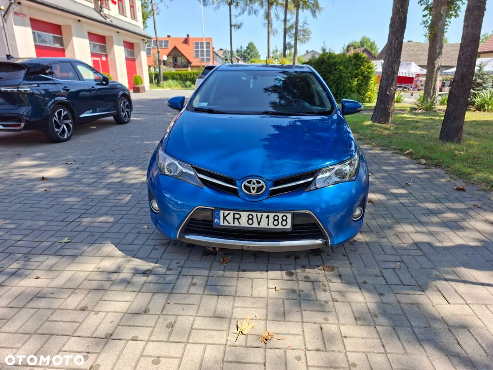 Toyota Auris - 2