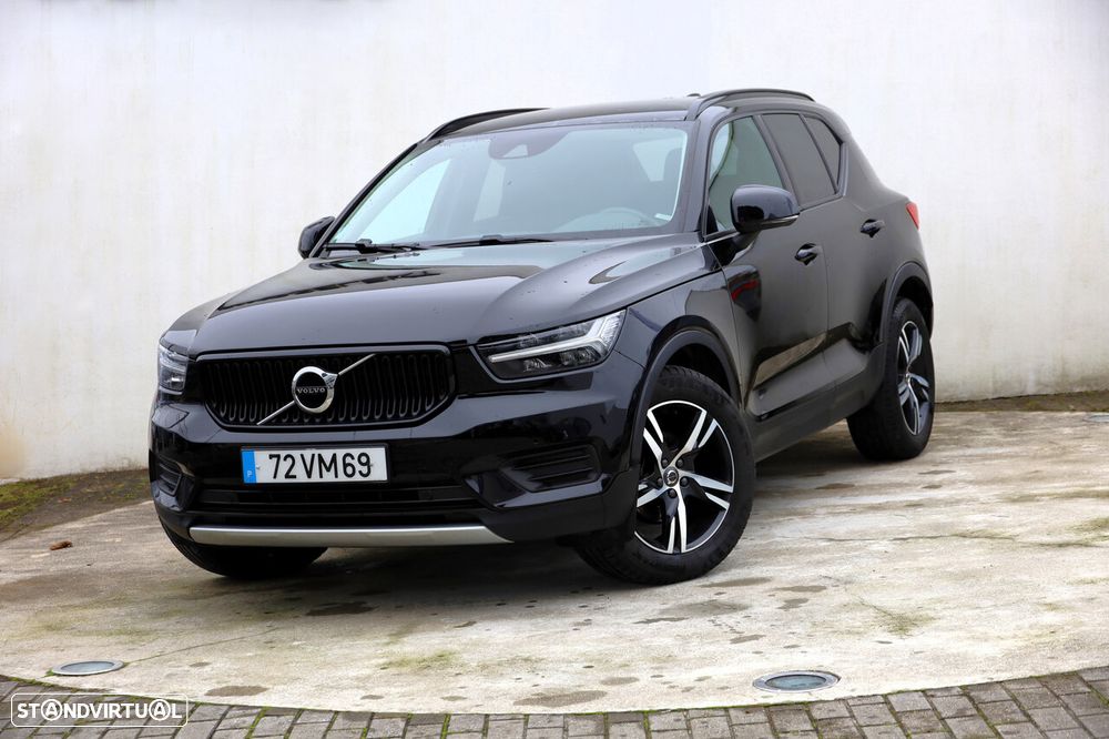 Volvo XC 40 2.0 D3 Momentum Geartronic - 1