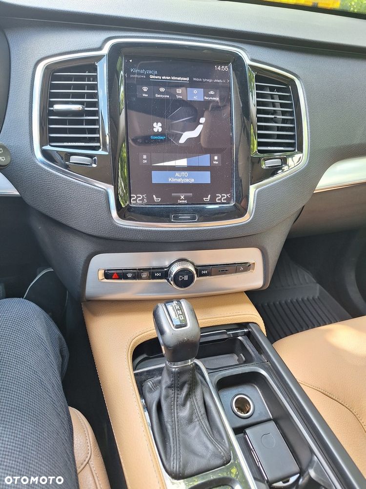 Volvo XC 90 D5 AWD Momentum 7os - 35