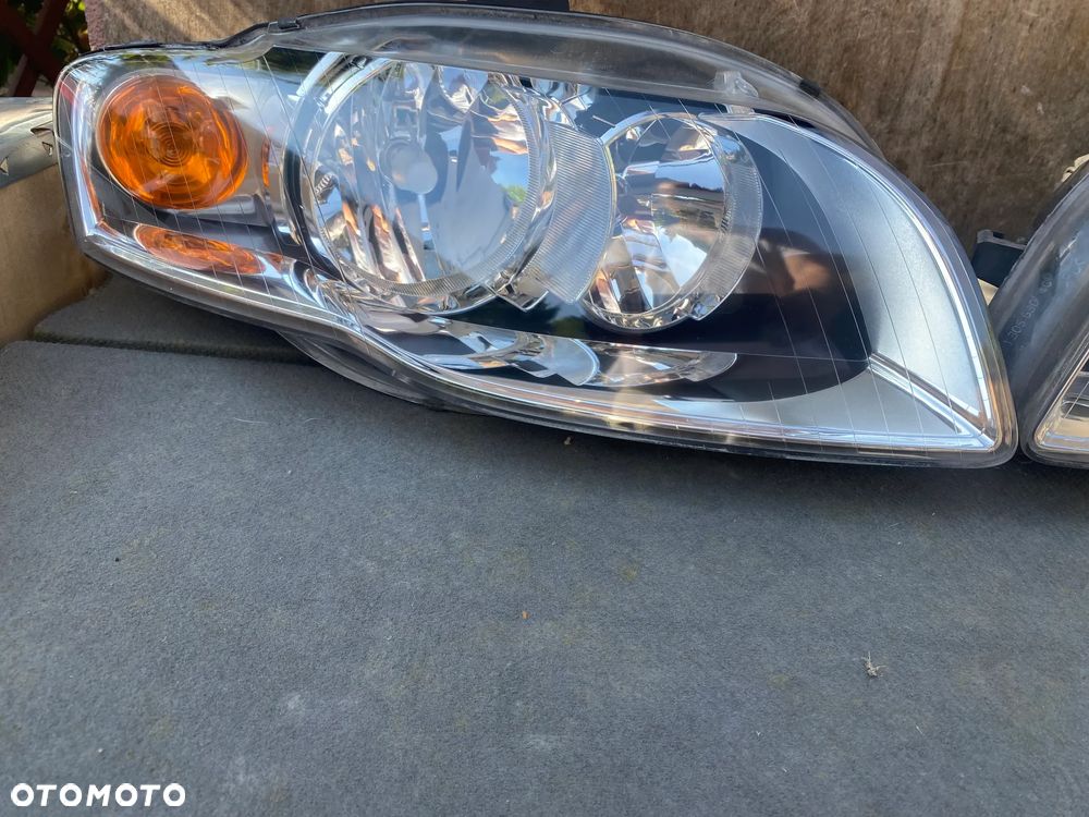 lampy audi a4 b7 8E0 komplet eu całe - 3