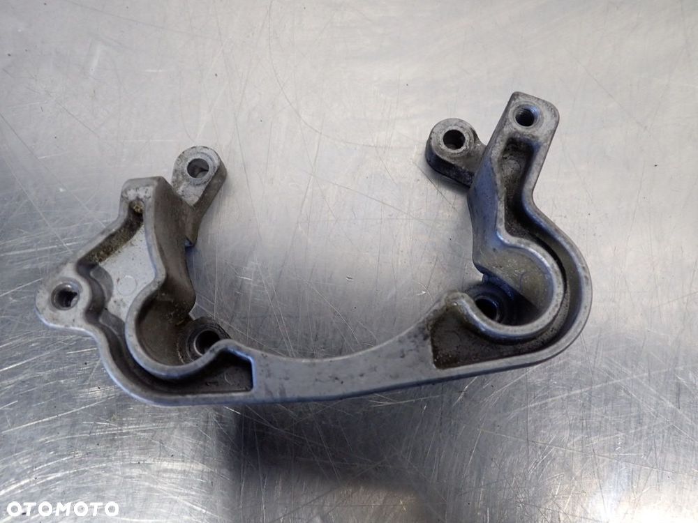 ŁAPA WSPORNIK PRZEPUSTNICY BMW E39 2.5 523I M52B25 - 1