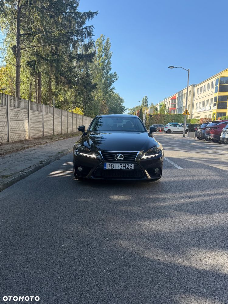 Lexus IS 250 Luxury Line - 2