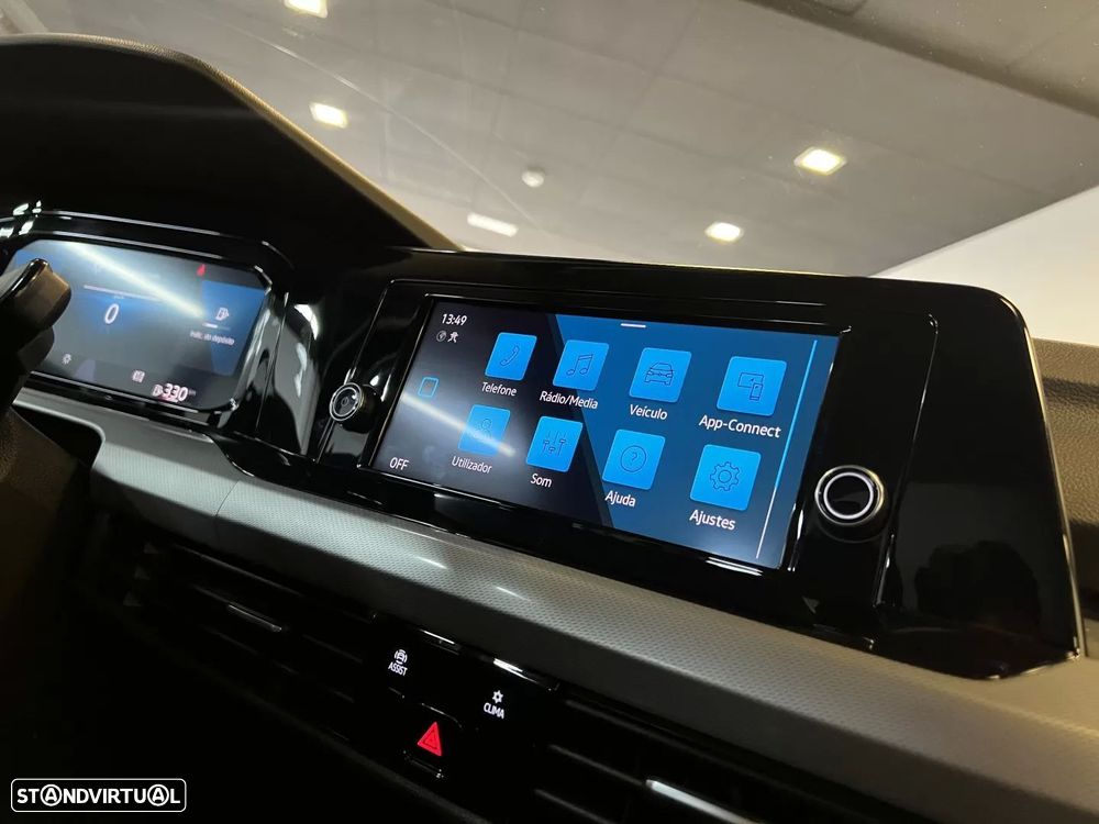 VW Golf 1.0 TSI Trendline Pack - 17