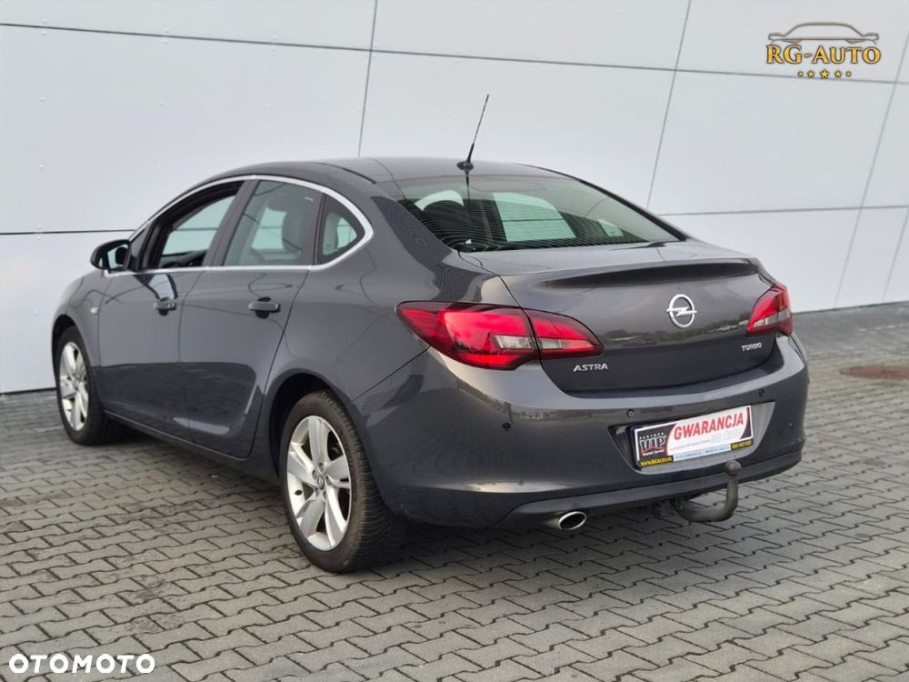 Opel Astra - 8