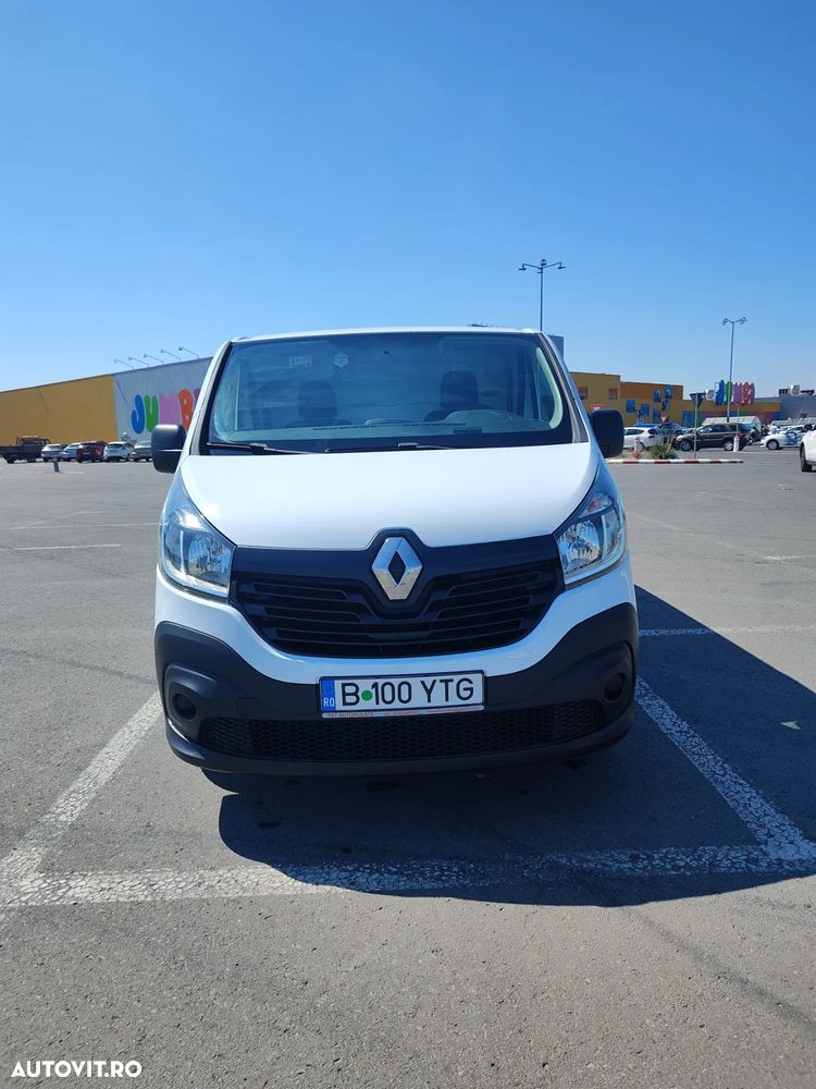 Renault Trafic - 2