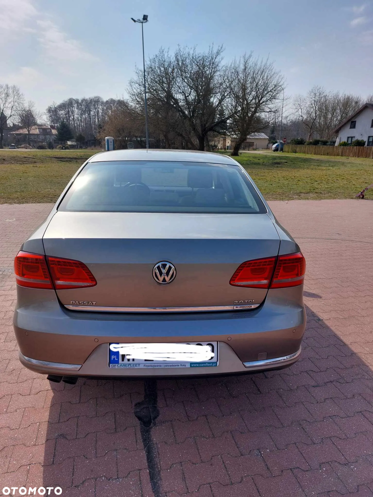 Volkswagen Passat 2.0 TDI Comfortline - 3