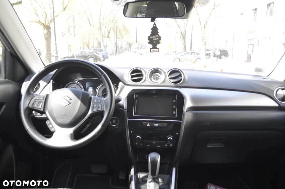 Suzuki Vitara 1.4 Boosterjet SHVS Premium 4WD - 10