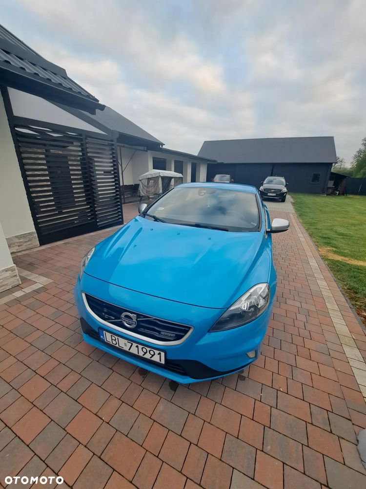Volvo V40 D2 R-Design - 8