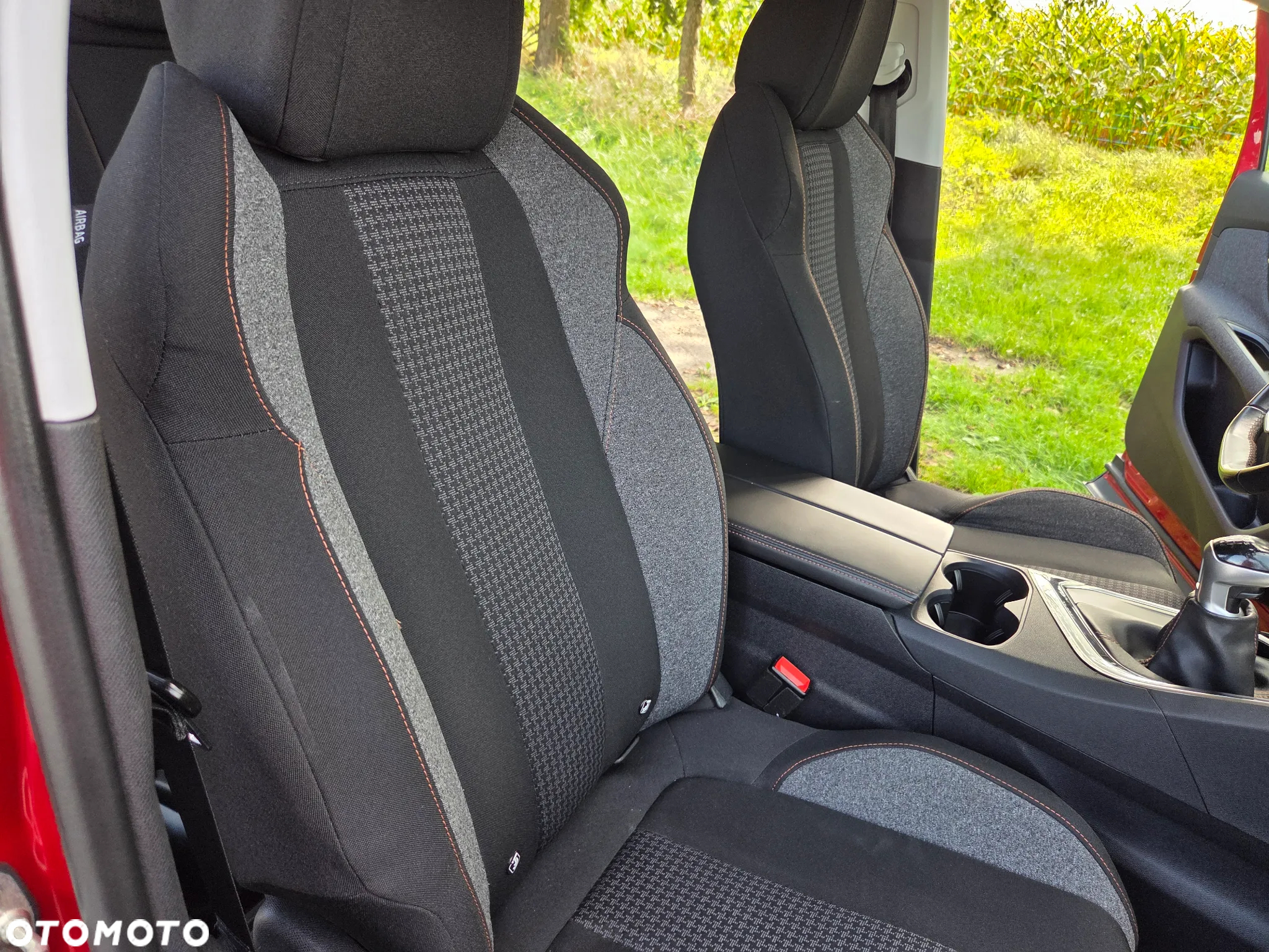 Peugeot 3008 PureTech 130 Stop & Start GPF Active - 28