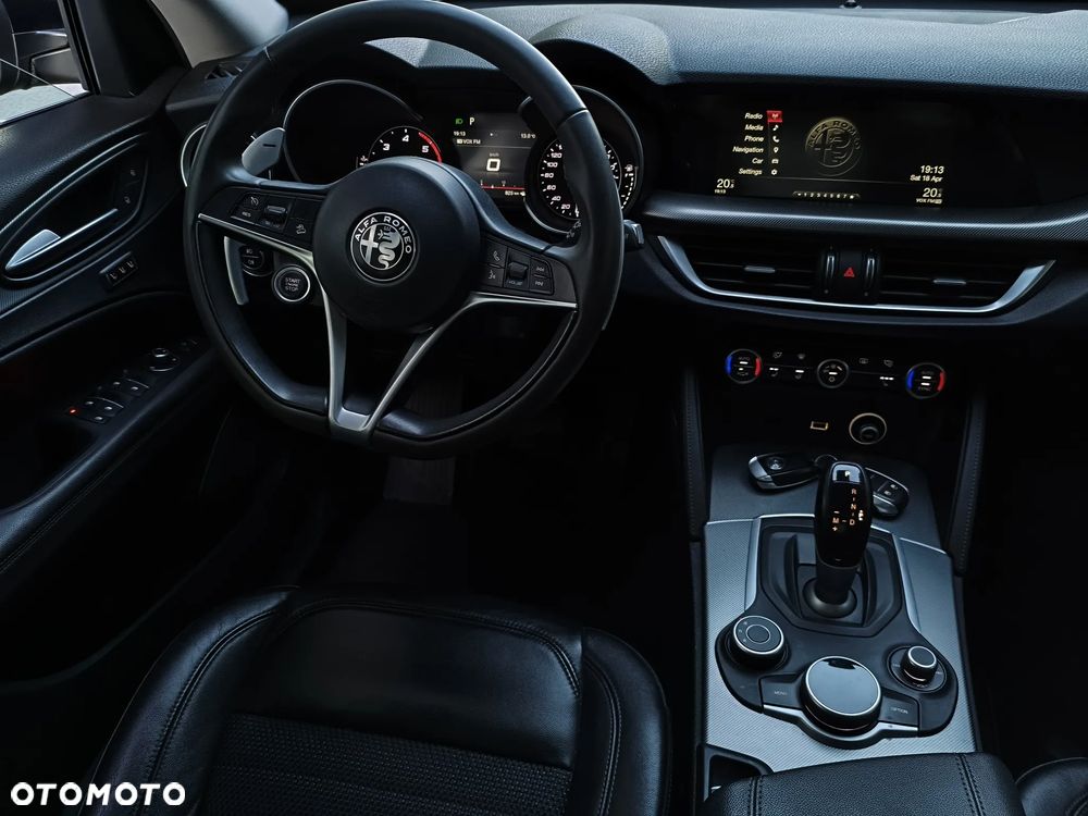 Alfa Romeo Stelvio 2.2 16V AT8 Q4 Super - 16