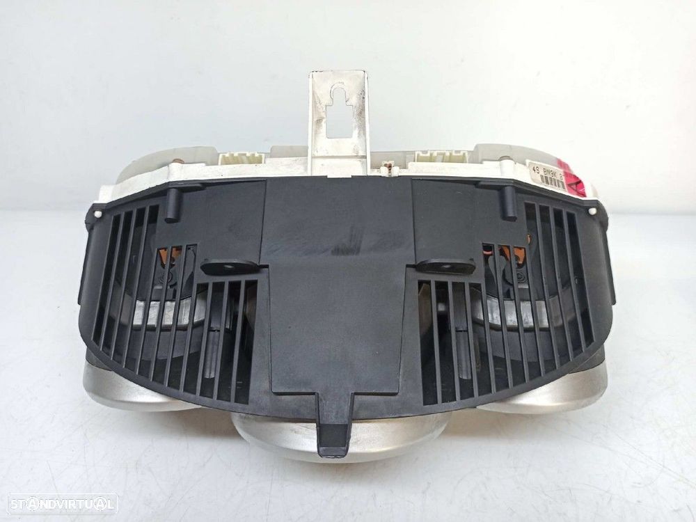 QUADRANTE MAZDA 3 BERLINA (BK) 1.6 CRDT  ACTIVE - 9