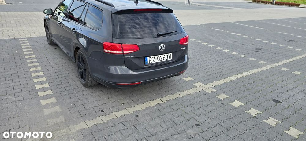 Volkswagen Passat 1.6 TDI BMT Trendline - 7