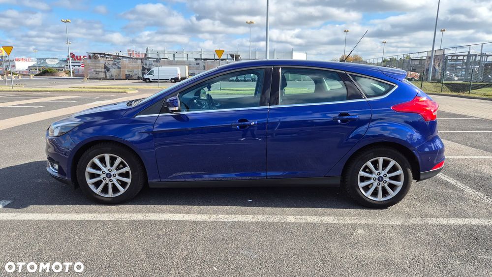 Ford Focus 1.6 Titanium - 2