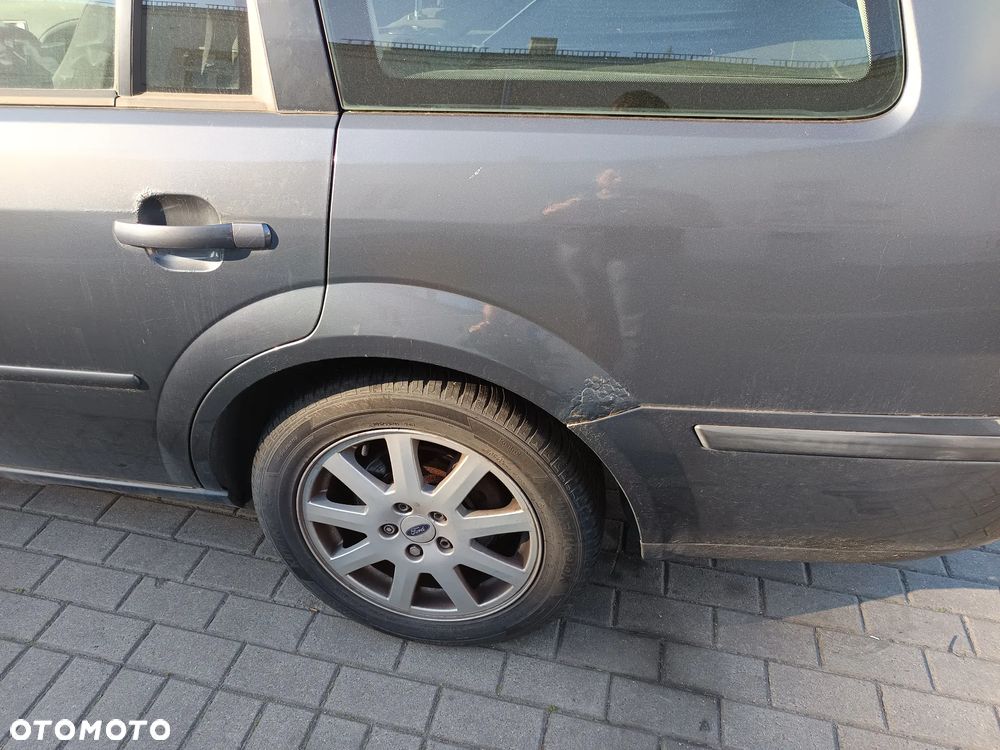 Ford Mondeo 1.8 Ambiente - 4