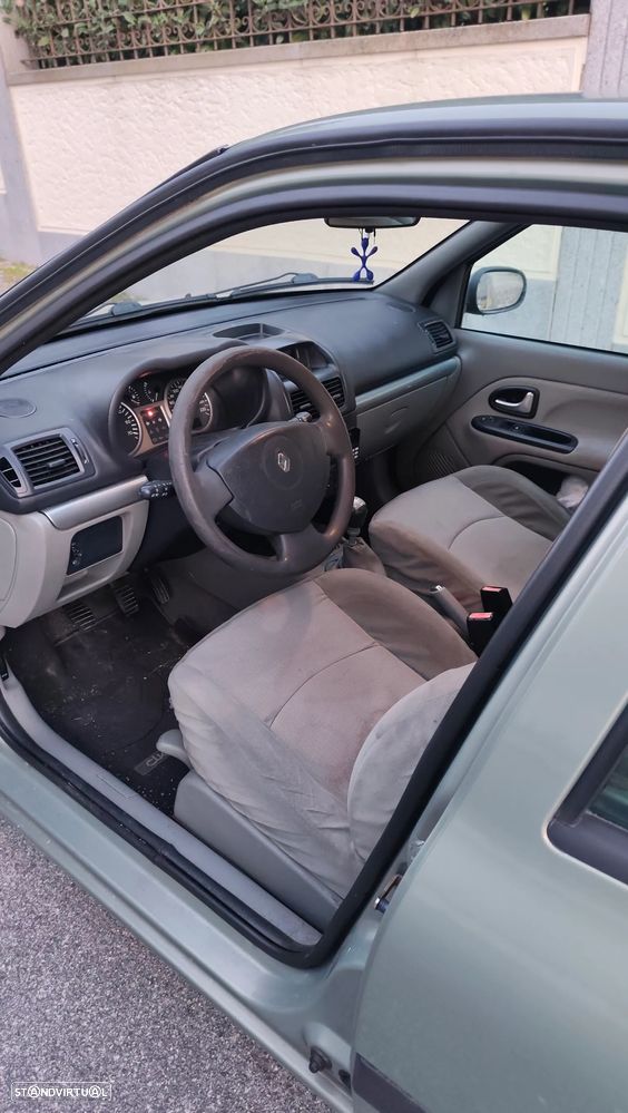 Renault Clio 1.5 dCi Authentique - 7