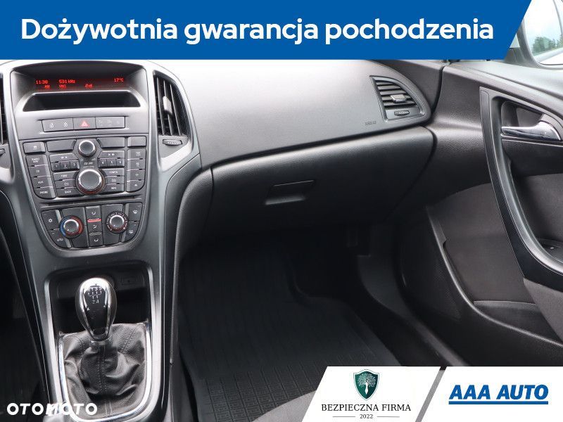 Opel Astra - 10