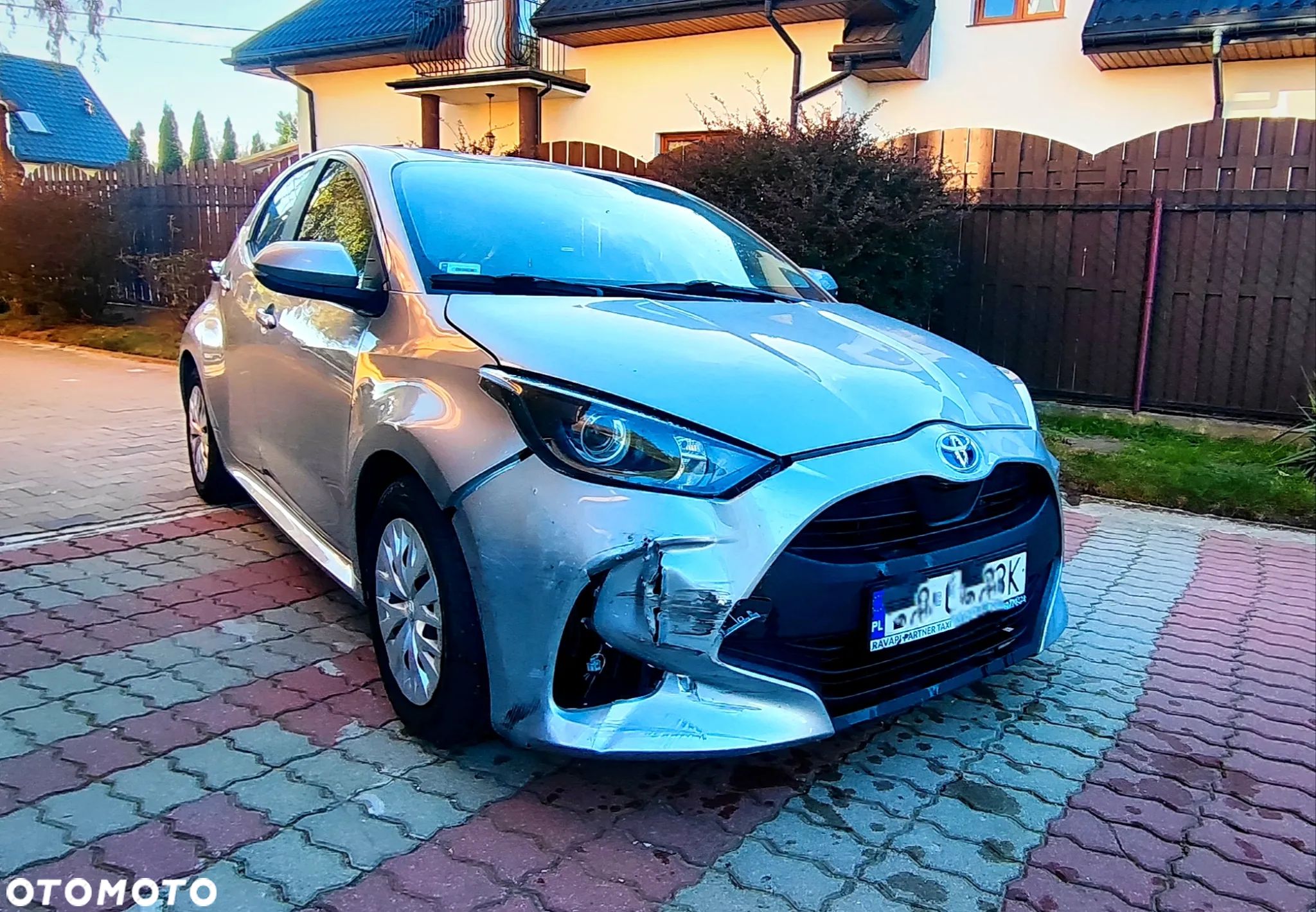 Toyota Yaris Hybrid 1.5 Comfort - 1